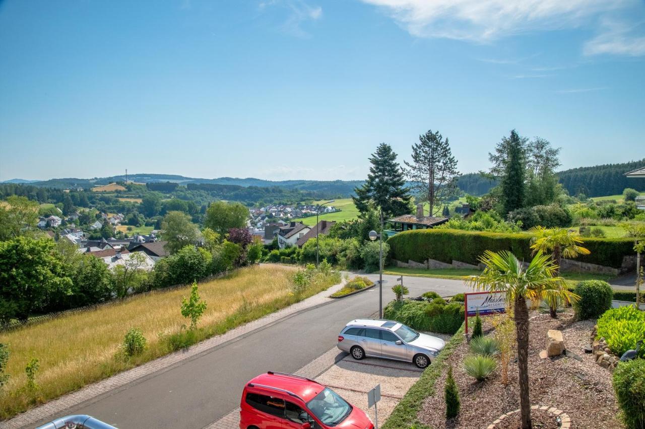 Maarberg Resort Schalkenmehren Buitenkant foto